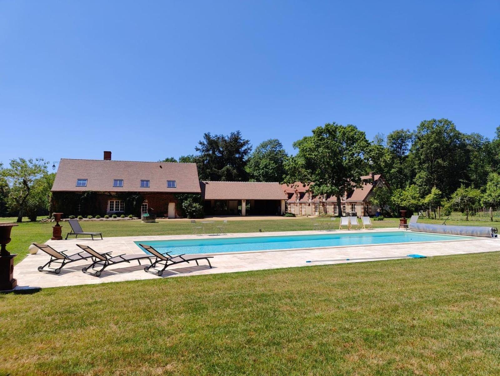Domaine De Charnay - Charme Et Confort Dans Un Environnement D'Exception Vierzon Exterior photo