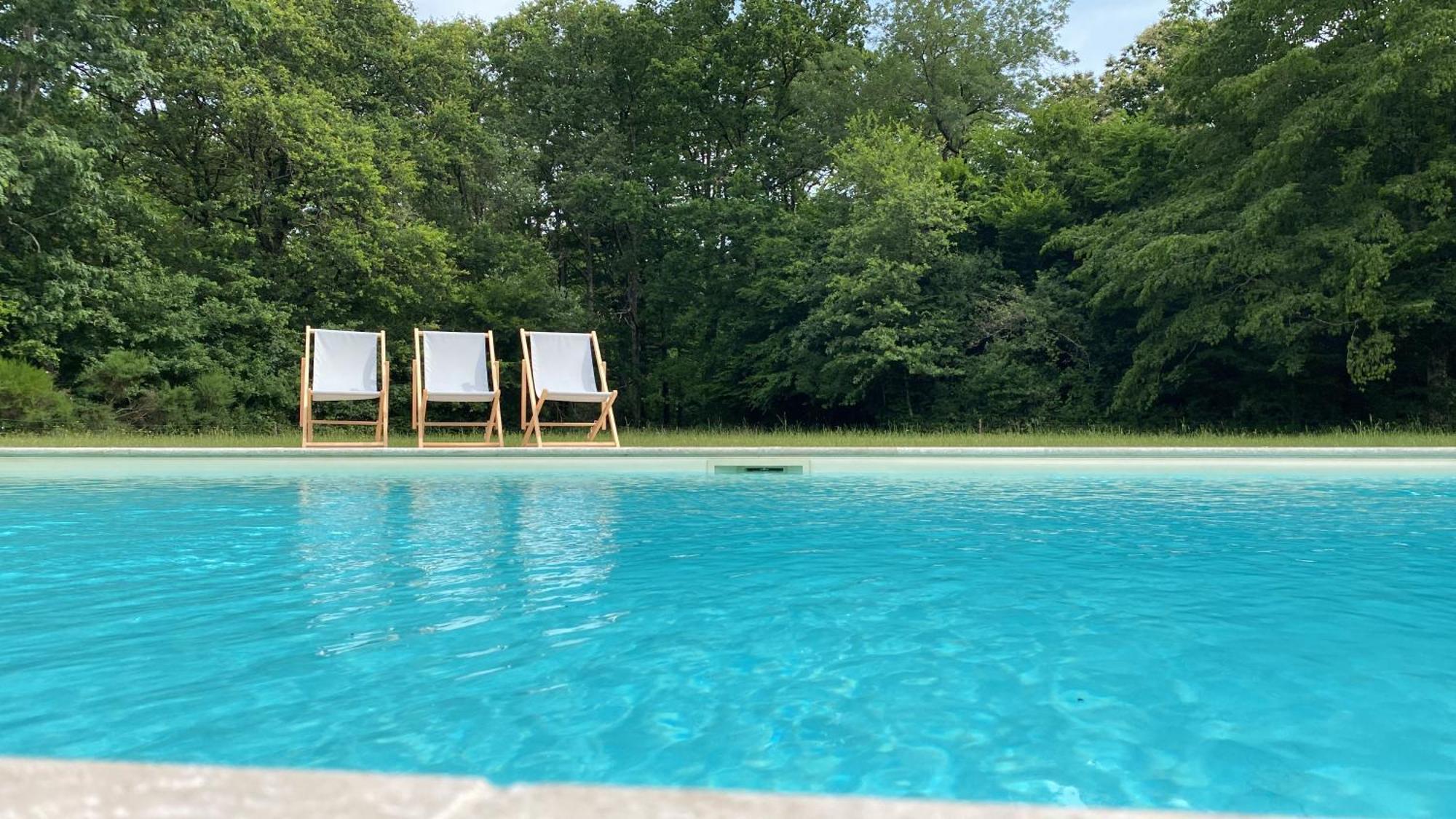 Les Chambres De Charnay - Calme Charme Et Confort Piscine A 5 Mn Du Peage Vierzon Exterior photo