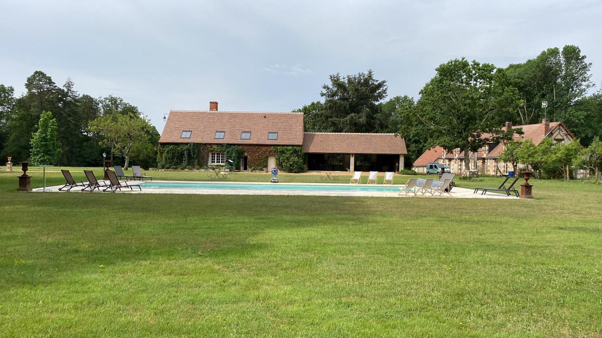 Les Chambres De Charnay - Calme Charme Et Confort Piscine A 5 Mn Du Peage Vierzon Exterior photo